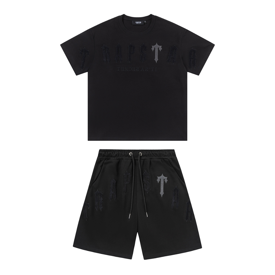 Decoded Arch Triple Black Short Set