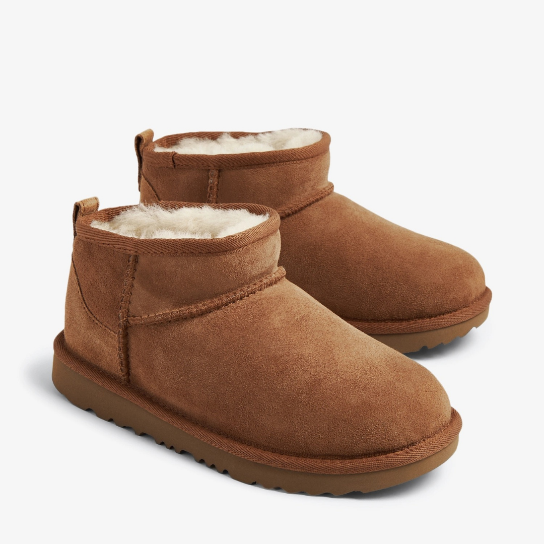 WMNS Classic Ultra Mini boots