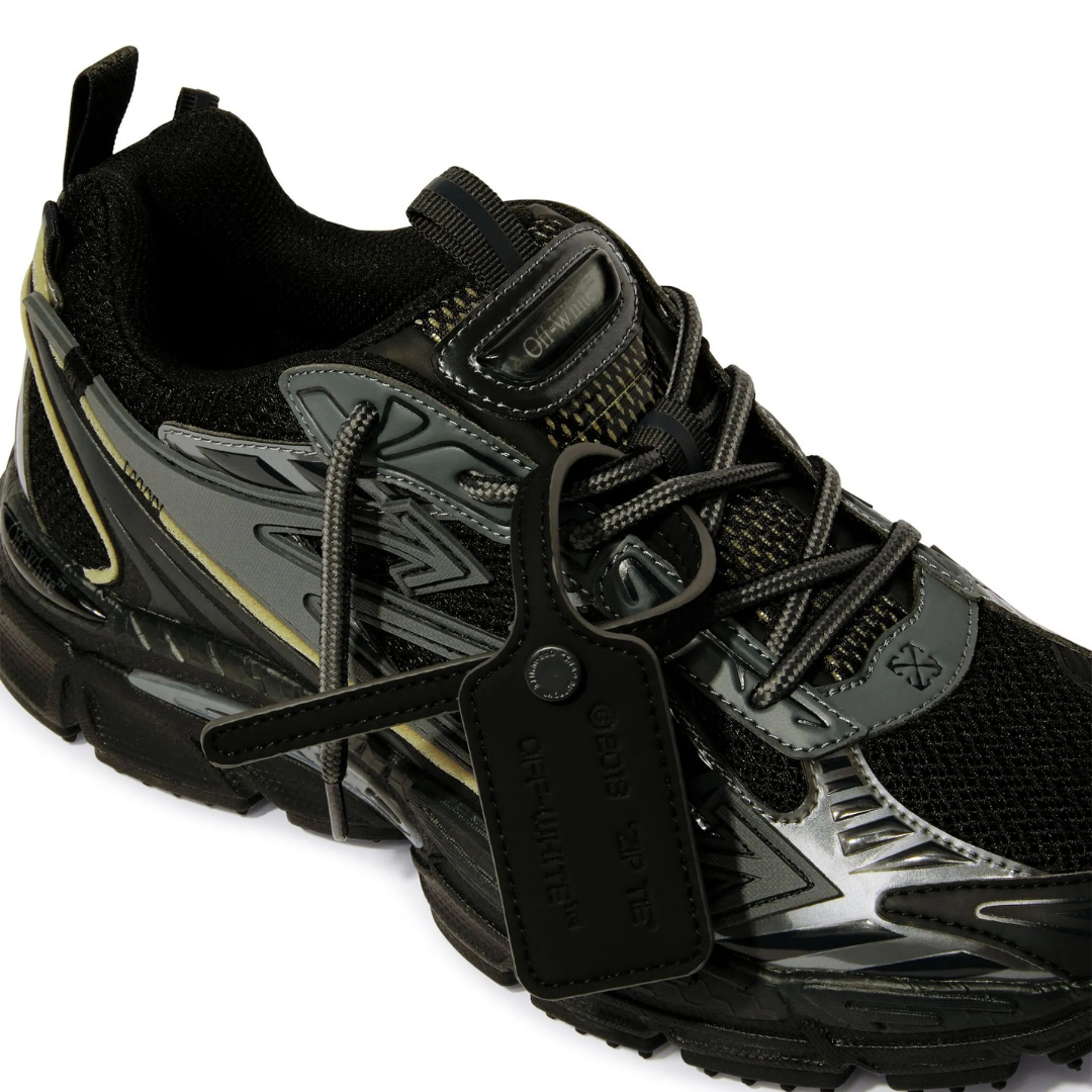 Off "Be Right Back" Black