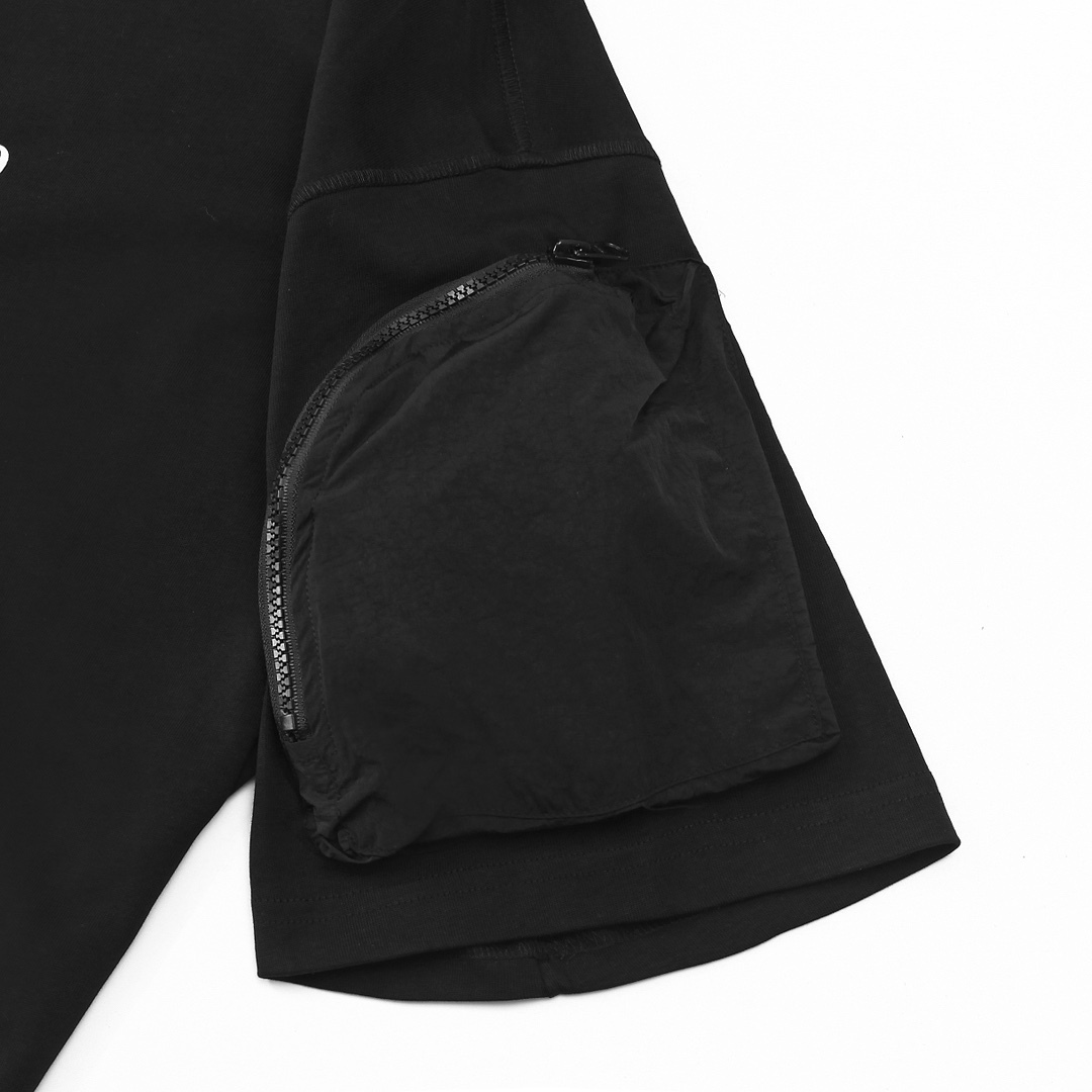 Polychromatic T-shirt