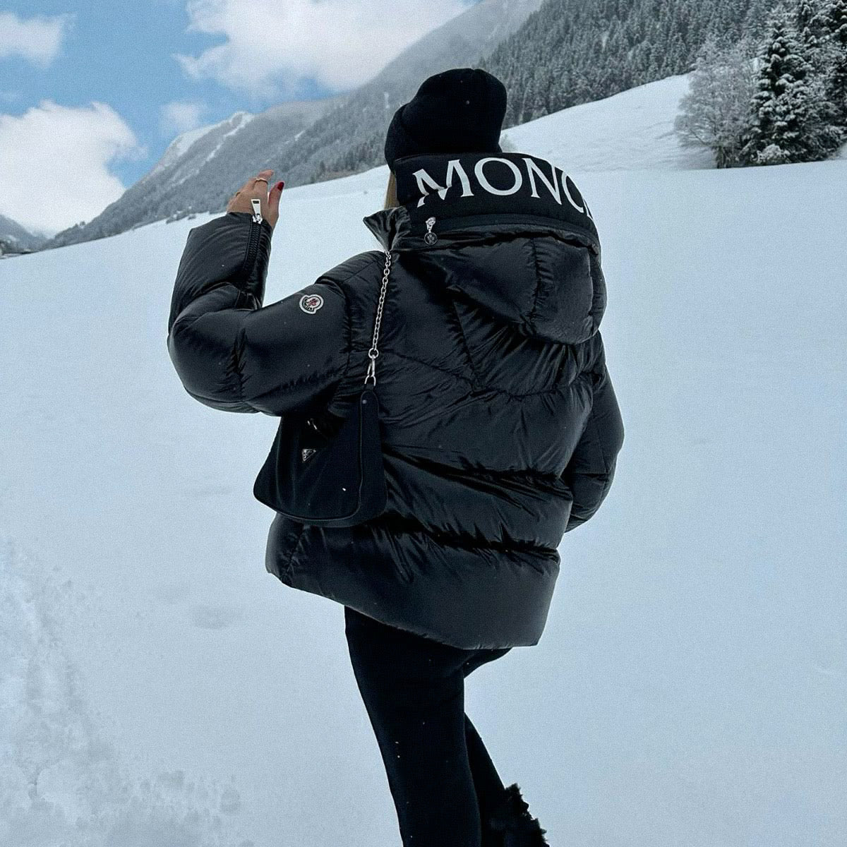 WMNS Monogram Huppe Down Jacket
