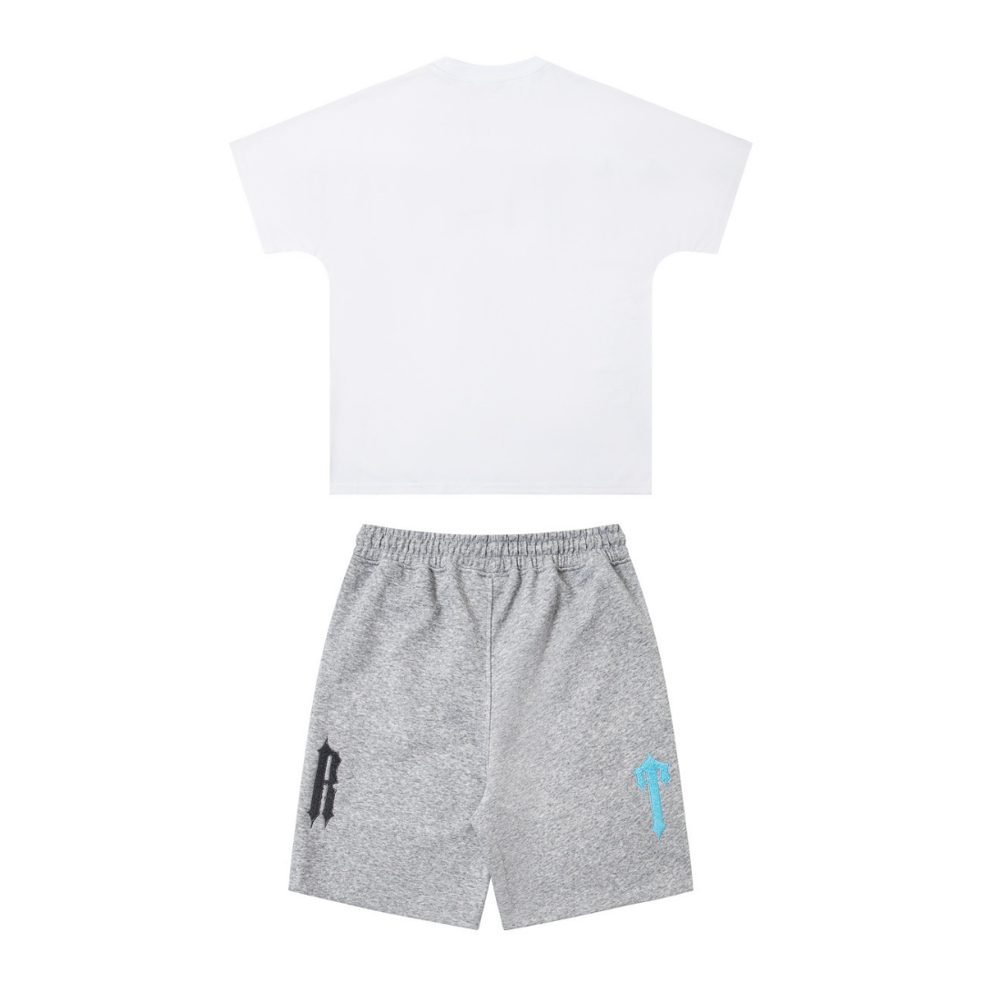 Ensemble court Decoded Arch