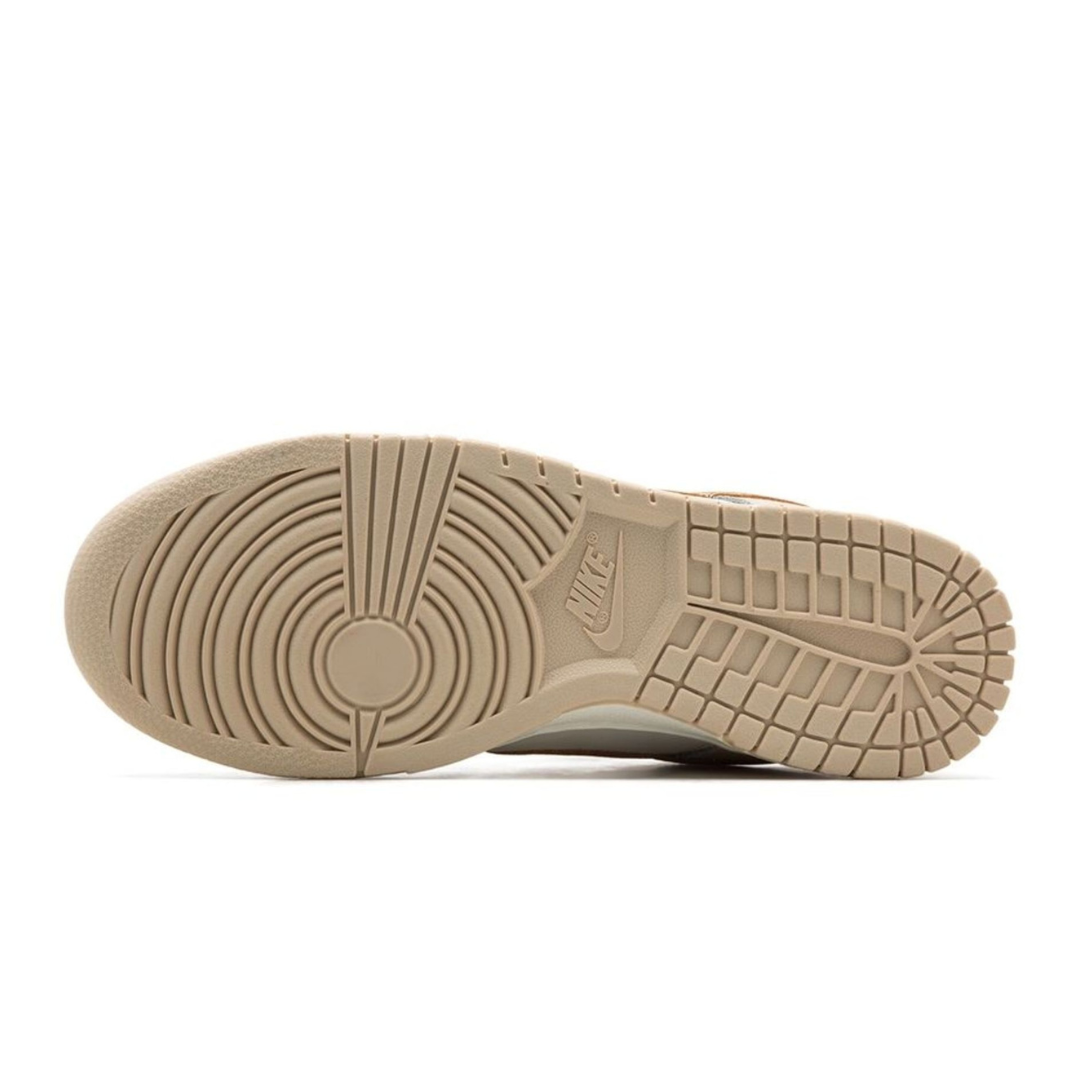 Dunk Low « Phantom Metallic Gold »