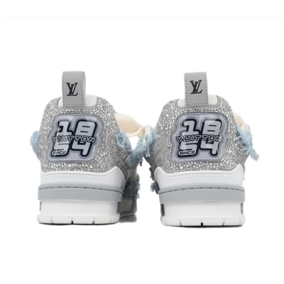 Skater Horse Hair Diamonds