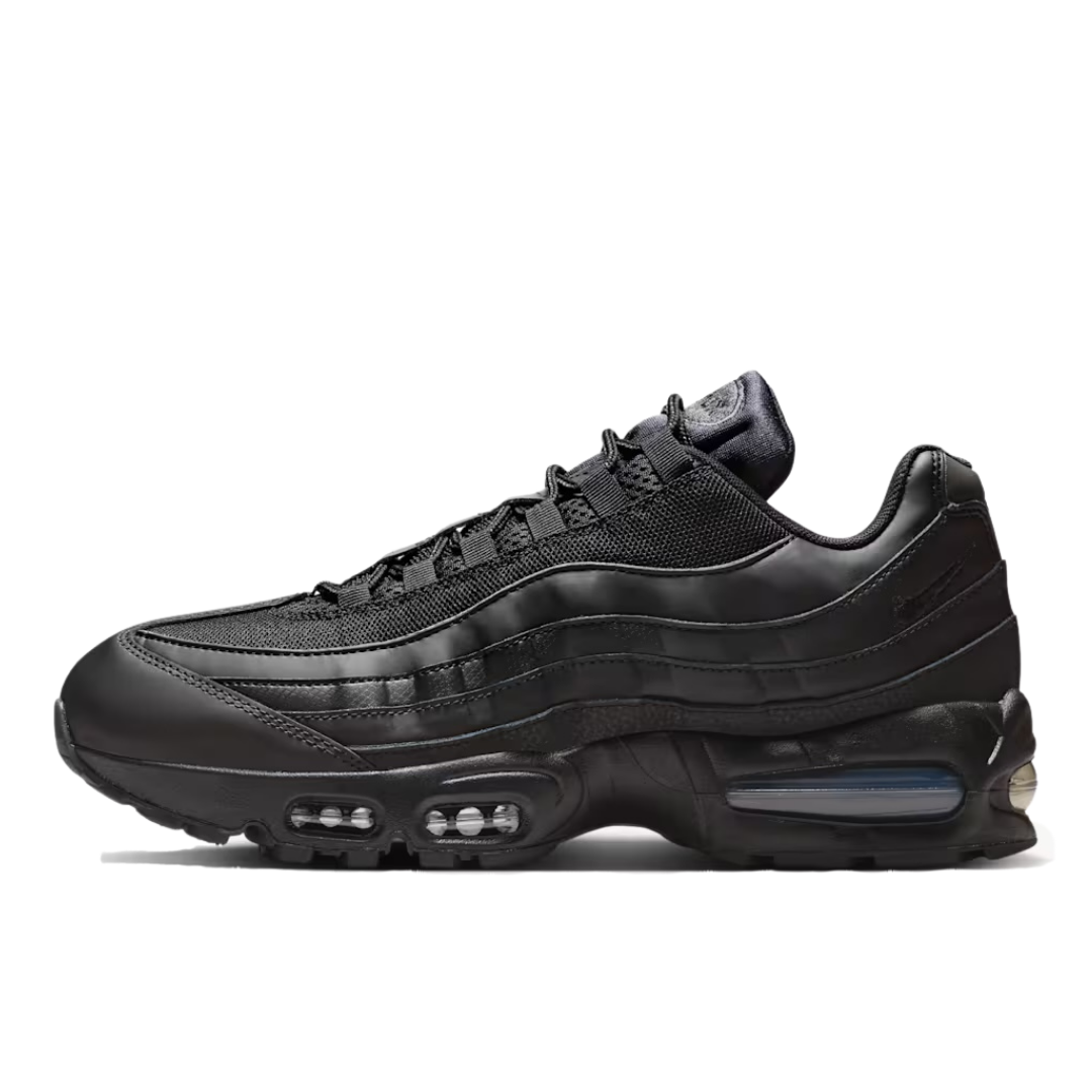 M95 "Triple Black"