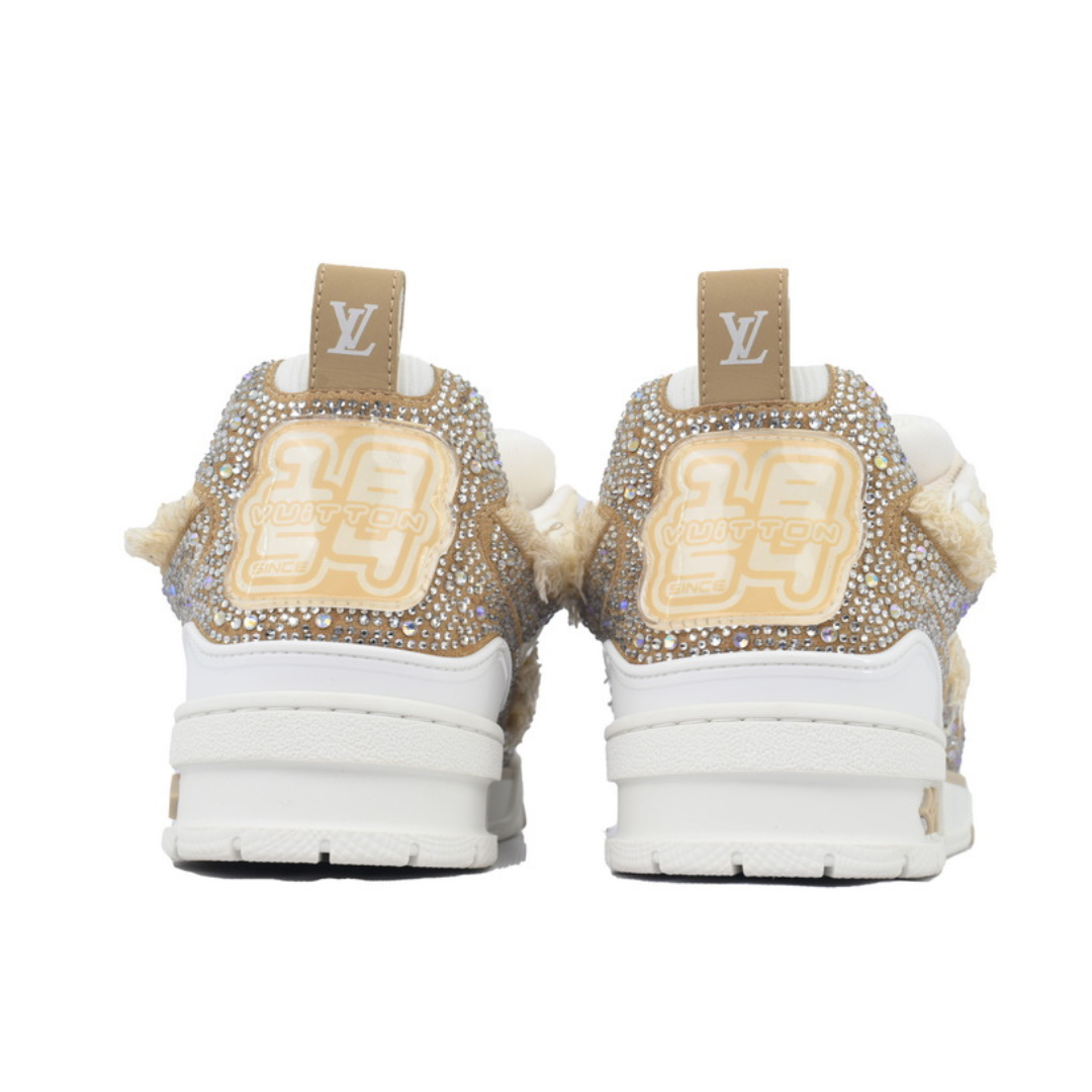 Skater Horse Hair Diamonds