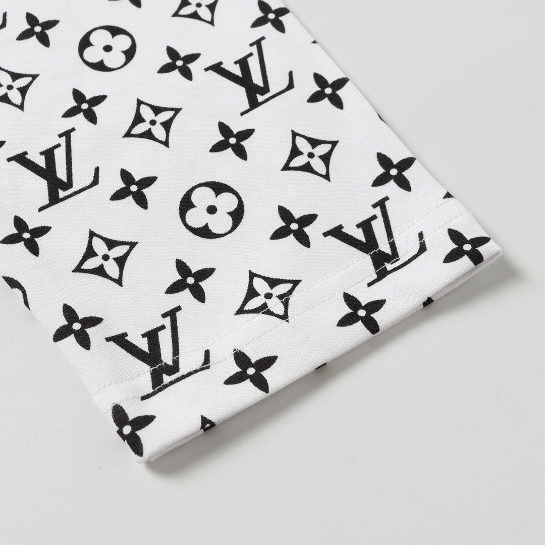 Lv Monogram Sweatshirt