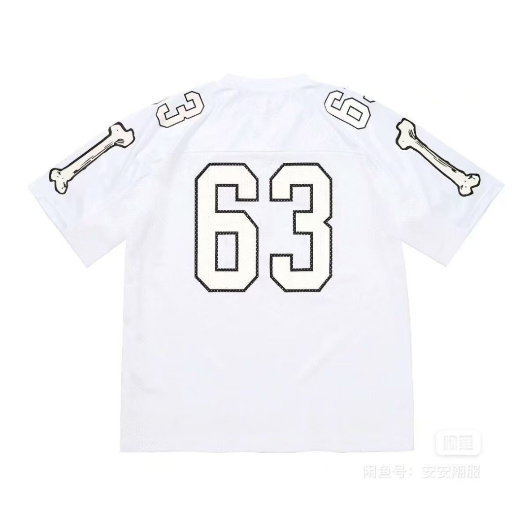 Supreme T-shirt