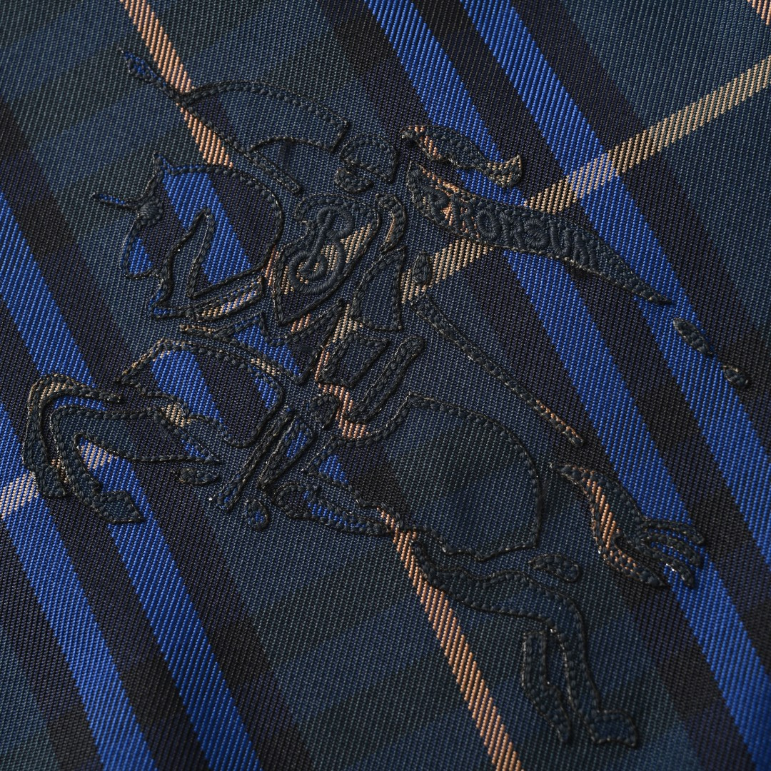 BB Graphic Windbreaker