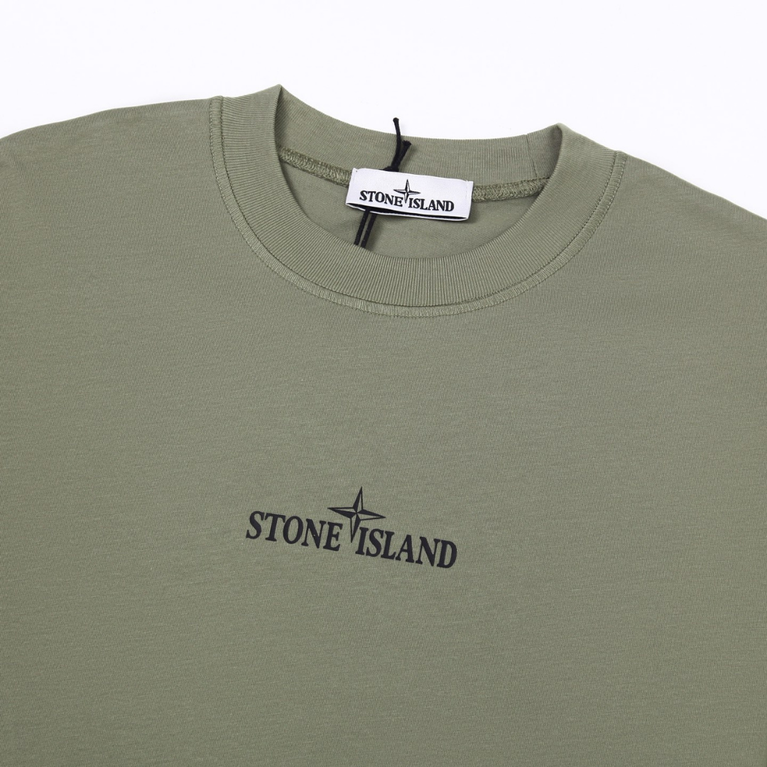 Polychromatic T-shirt