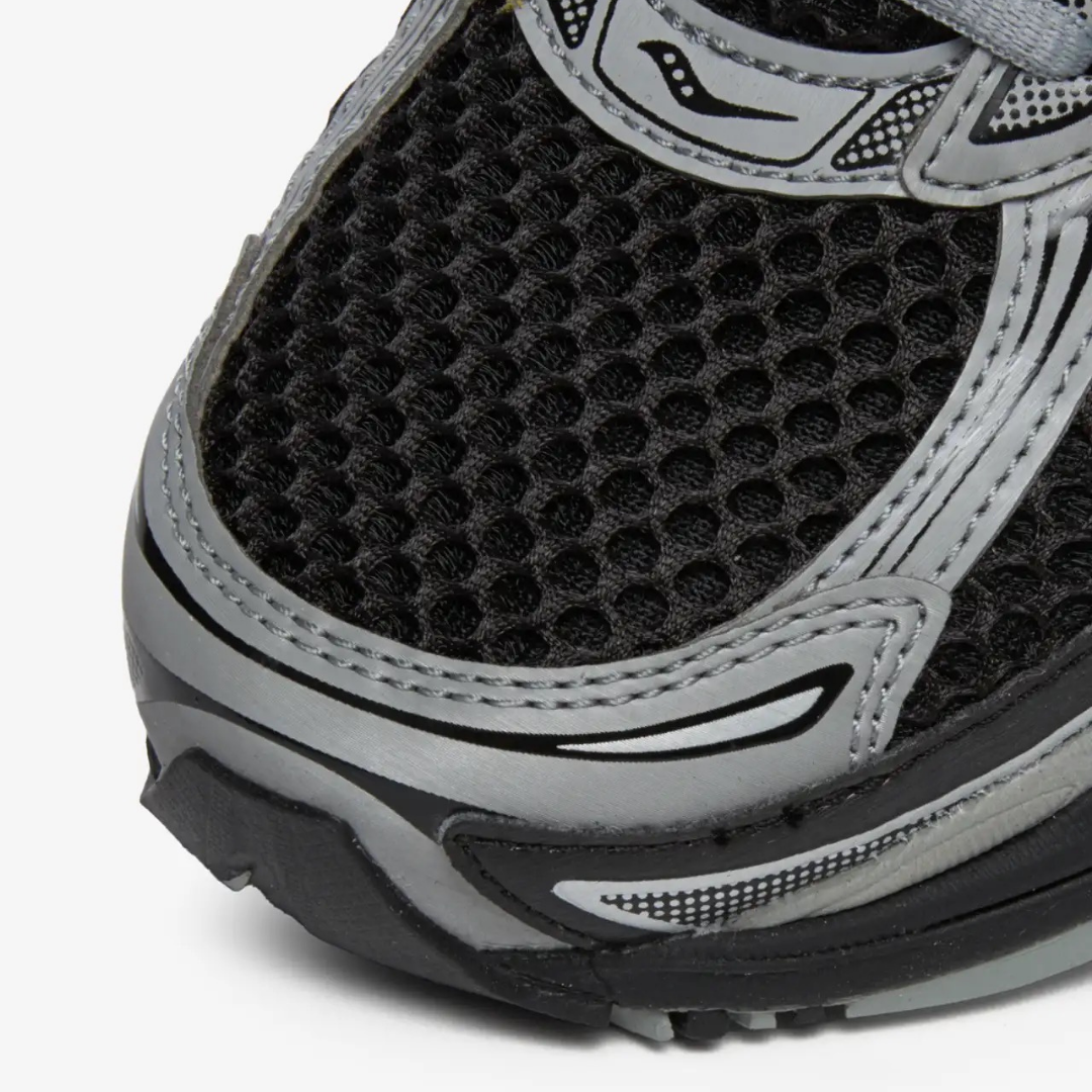 Saucony Black