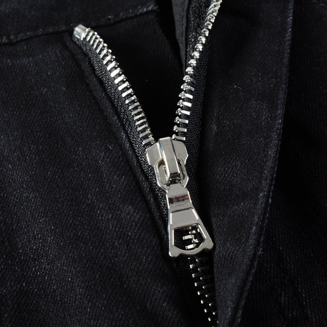 Amr Ripped Patch Black Jeans